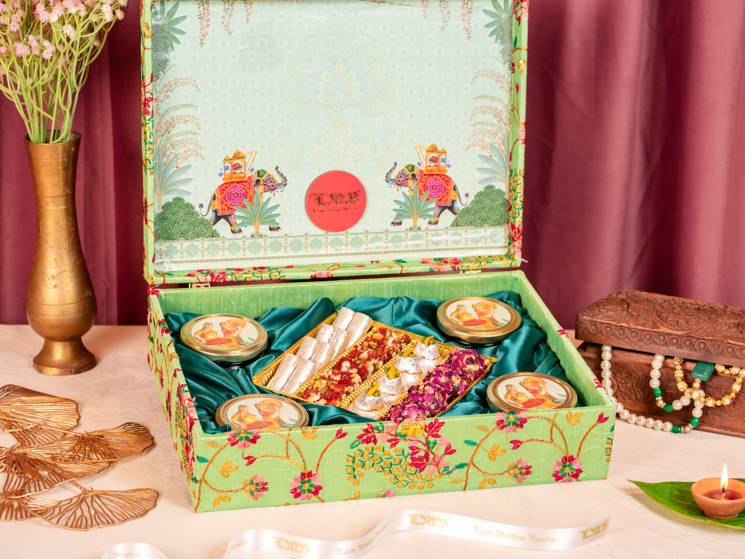 Mithas Mahal Box - LMB Sweets